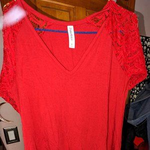 Ladies Zenana Dark Red Lace Sleeved Top Size Medium